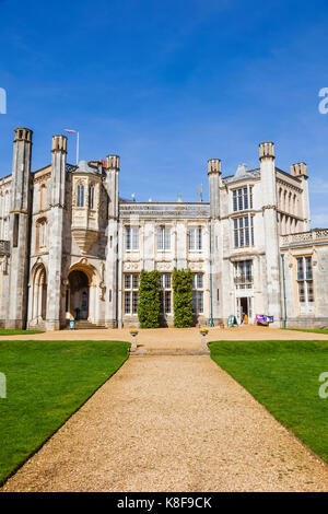 L'Angleterre, dans le Dorset, Christchurch, le château de Highcliffe Banque D'Images