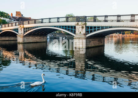 L'Angleterre, Berkshire, Windsor, Windsor Town Bridge Banque D'Images