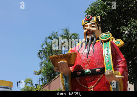 Statue de Fu Xing, star chinoise god of Good fortune, exposée lors des célébrations du nouvel an chinois (Festival du printemps) à Singapour Banque D'Images