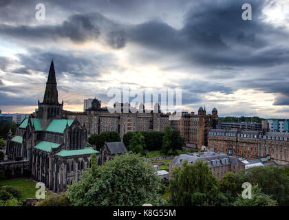 Glasgow Royal Infirmary et cathédrale Banque D'Images