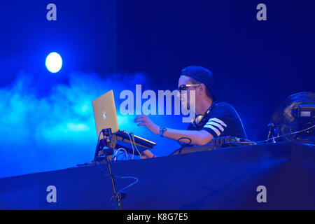 Robin Schulz, DJ et producteur allemand, sur la presqu'île de Waddington à Rouen à l'occasion de la concerts gratuits organisés par l'Hérault et Regio Banque D'Images