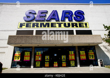 Montréal,Canada,septembre 14,2017.magasin Sears Canada La liquidation de son stock après avoir annoncé sa fermeture.credit Mario Beauregard/Alamy live news Banque D'Images