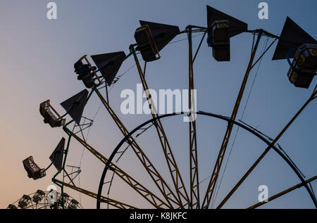 Pushkar, Inde - circa novembre 2016 : grande roue à Pushkar pushkar camel durant la foire. c'est l'une des plus grandes foires chameau. apart fro Banque D'Images