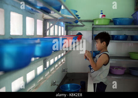 Le Vietnam. centre pour enfants aveugles. la vie quotidienne. Banque D'Images