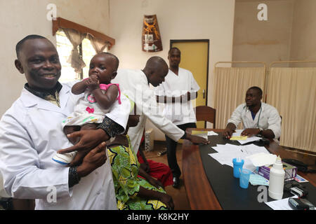 L'Afrique. sotoboua. unité de pédiatrie de l'hôpital. consultation médicale. le Togo. Banque D'Images