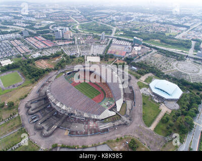 Shah Alam, Selangor, Malaisie - circa Août 2017 : Vue aérienne de drone stade Shah Alam en utilisant Banque D'Images