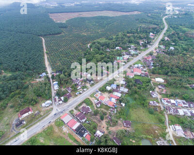 Photo aérienne d'un village situé à Kampung keroh,Kuala krai, Kelantan, Malaisie Banque D'Images