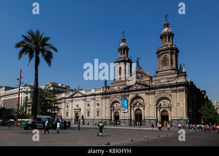 La Plaza de Armas avec la Cathédrale Métropolitaine, Santiago de Chile, Chili, Amérique du Sud Banque D'Images