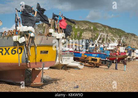 Hastings bateaux de pêche sur la plage de pêcheurs de Stade à Rock-a-Nore, Hastings, East Sussex, Angleterre, Royaume-Uni, Royaume-Uni, Grande-Bretagne, GB Banque D'Images