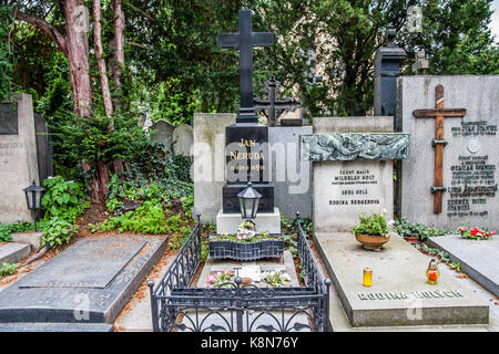 Jan Neruda tombe au cimetière de Vyšehrad, à Prague Banque D'Images