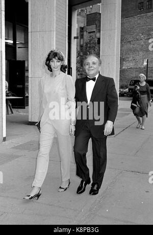 Dossier : Jake Lamotta passe à 95, 20 septembre 2017. Photo prise : New York, États-Unis. Juin 1982. Jake Lamotta A Assisté à un screening de " NEW YORK, NEW YORK " avec une fête à l'appartement de Halston à New York. Juin 1982 © RTMcbride/MediaPunch Credit: MediaPunch Inc/Alay Live News Banque D'Images