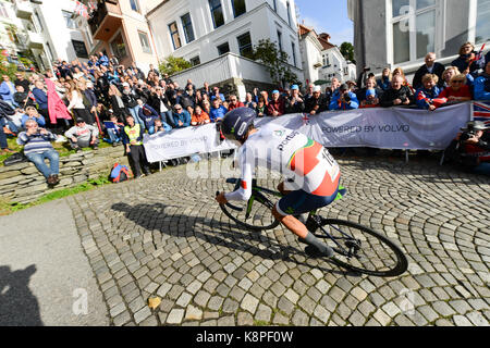 Bergen, Norvège. 20 Sep, 2017. Nelson OLIVEIRA du Portugal a terminé 4e dans la mens Elite montre à Bergen, Norvège, au Championnat du Monde de Cyclisme. Credit : Kjell Erik Irgens Henanger/Alamy Live News Banque D'Images