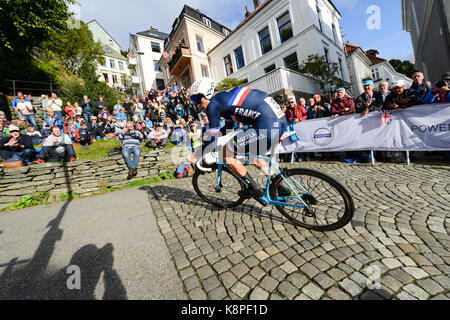 Bergen, Norvège. 20 Sep, 2017. Alexis GOUGEARD de France a terminé 13e dans la mens Elite montre à Bergen, Norvège, au Championnat du Monde de Cyclisme. Credit : Kjell Erik Irgens Henanger/Alamy Live News Banque D'Images