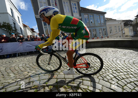 Bergen, Norvège. 20 Sep, 2017. Ignatas Konovalovas de Lituanie a terminé 20e dans la mens Elite montre à Bergen, Norvège, au Championnat du Monde de Cyclisme. Credit : Kjell Erik Irgens Henanger/Alamy Live News Banque D'Images