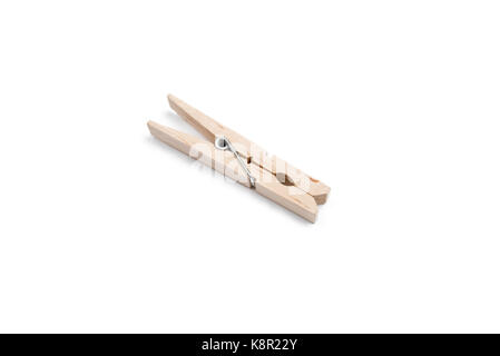 Clothespin en bois isolé sur fond blanc.. Banque D'Images