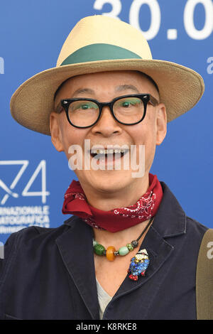 Réalisateur chinois Yonfan assiste à la photocall du jury lors de la 74e Festival du Film de Venise à Venise, Italie. 30 août 2017 © Paul Treadway Banque D'Images