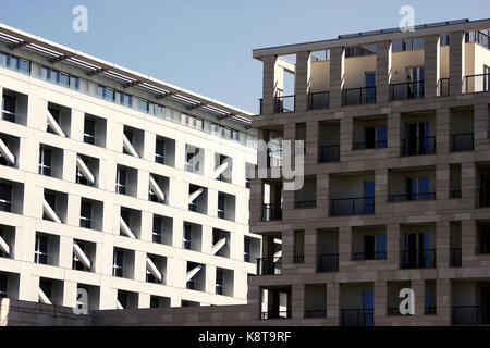 Nouvel immeuble résidentiel à Milan Banque D'Images