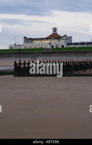 La plage d''Aberdeen Bal, Promenade. Nord-est de l'Écosse, au Royaume-Uni. Septembre 2017. Banque D'Images