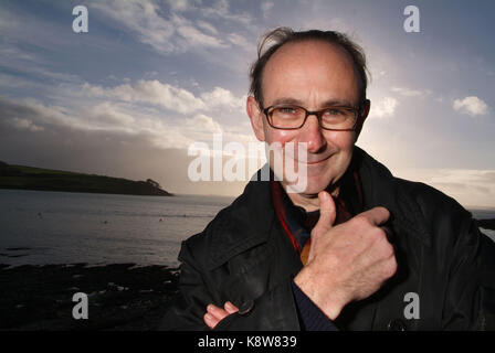 Oliver James,psychologue, auteur, journaliste, producteur de télévision et de radiodiffusion à st.mawes Banque D'Images