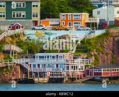 La batterie, Signal Hill, St John's, Terre-Neuve, Canada. Sur Signal Hill, quartier connu pour ses pentes abruptes et maisons colorées. Banque D'Images