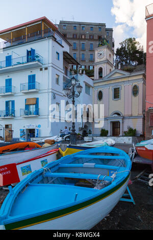Sorrento, Italie, le 15 septembre 2017. bateaux dans Marina Grande à Sorrente, Italie. © Paul Davey Banque D'Images