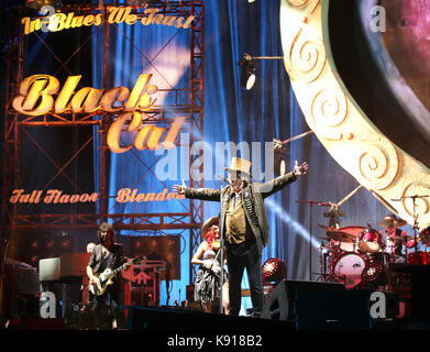 Vérone, VR, Italie - 20 septembre 2017: Concert à l'arène de Vérone de Zucchero Fornaciari a appelé Sugar un auteur-compositeur de chanteur italien avec son groupe au Black Cat Tour Credit: FC Italy/Alay Live News Banque D'Images