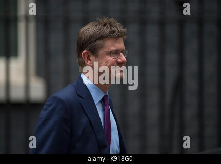 Downing Street, London, UK. 21 septembre 2017. h theresa may demande une réunion spéciale du cabinet au no. 10 après son retour de new york, avant de se rendre à Florence le vendredi 22 septembre à donner un grand discours brexit. crédit : Malcolm park/Alamy live news. Banque D'Images