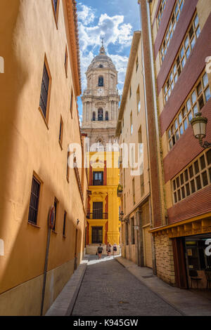 Vue extérieure du clocher de la cathédrale de Malaga, malaga, andalousie, espagne. Banque D'Images