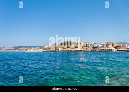 Vue sur le port vénitien de la Canée, Crète, Grèce. Banque D'Images