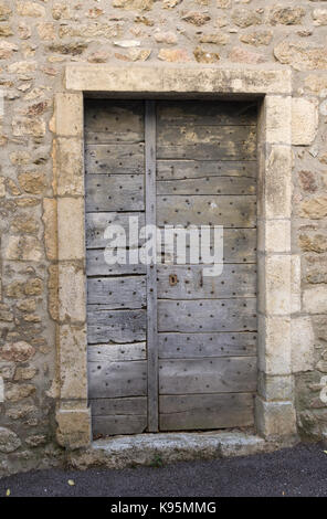 L'ancienne porte en bois, Avallon, Yonne, Bourgogne, France Banque D'Images