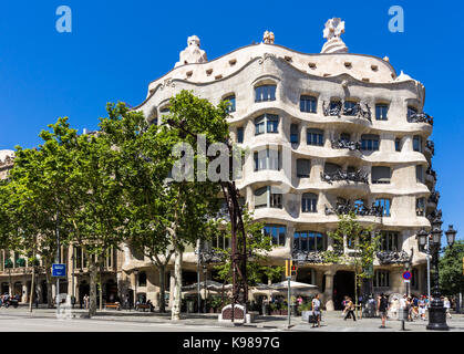 Barcelone, Espagne - juin 16,2017:populairement connu comme la Pedrera, c'était la dernière résidence privée conçu par l'architecte Antoni Gaudí Banque D'Images