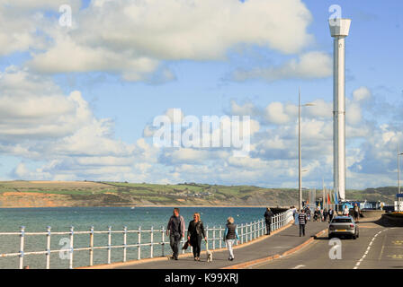 Weymouth, Royaume-Uni. 22 sep, 2017. uk weather. été bloqué sur à Weymouth, sur ce qui est officiellement le premier jour de l'automne crédit : Stuart fretwell/Alamy live news Banque D'Images