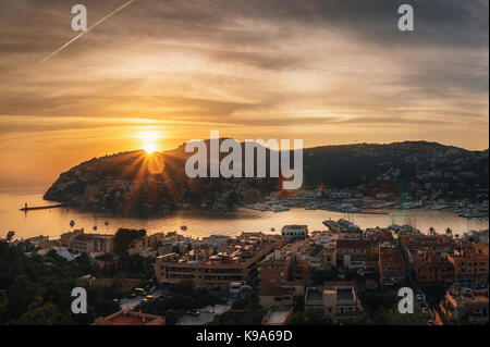 Vue panoramique du port de port de andratx au coucher du soleil, Majorque, Iles Baléares, Espagne, Europe Banque D'Images