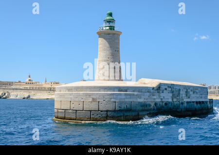 Le phare de St Elmo's fort. Banque D'Images