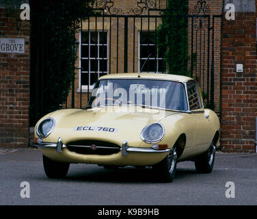 1966 jaguar e type s1 4.2 2 +2 Banque D'Images