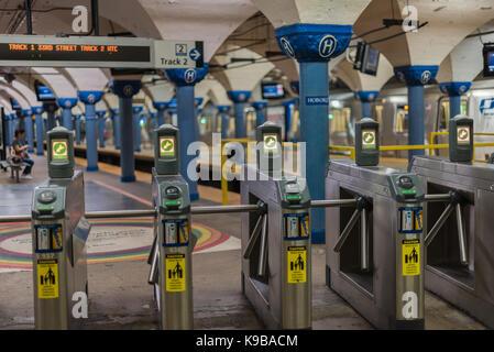 Hoboken, NJ USA -- 19 septembre 2017 --entrée de la tourniquets new york new jersey tubes chemin à hoboken. usage éditorial uniquement. Banque D'Images