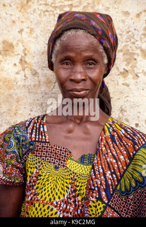 Bamoro, Côte d'Ivoire, Côte d'Ivoire. Un Baole arrière grand-mère. Banque D'Images