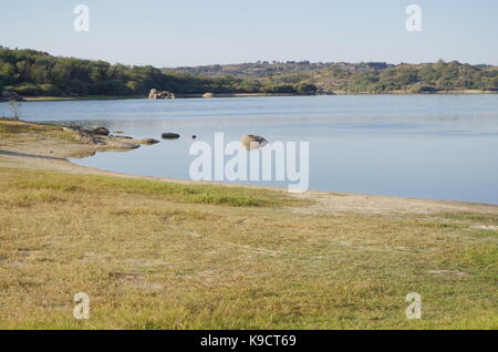 Povoa e Meadas Barrage dans Castelo de Vide. Alentejo, Portugal Banque D'Images