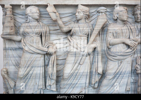 RomanSarcophage de Marcus Claudianus dans Palazzo Massimo alle Termei, Rome, Italie Banque D'Images