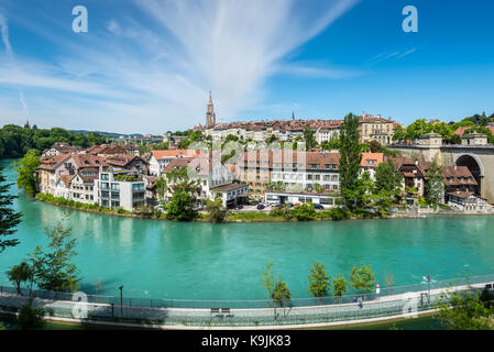 Berne, Suisse - le 26 mai 2016 : voir la vieille ville de Berne sur la rivière Aare en Suisse. Banque D'Images