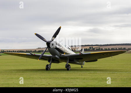 Cambridge, Royaume-Uni. Sep 23, 2017. Spitfire, à la bataille d'Angleterre de Duxford Air Show à Duxford, Royaume-Uni. Credit : Julian Elliott/Alamy Live News Banque D'Images