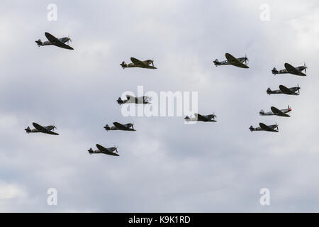 Cambridge, Royaume-Uni. Sep 23, 2017. Spitfire dans la bataille d'Angleterre de Duxford Air Show à Duxford, Royaume-Uni. Credit : Julian Elliott/Alamy Live News Banque D'Images