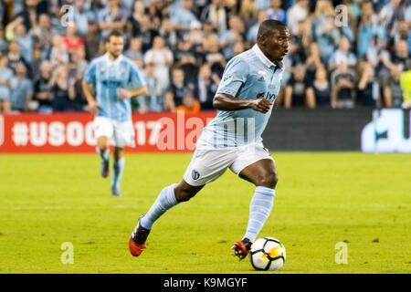 Objectif sportif Kanas City defender, Jimmy Medranda est à la merci d'enfants Parc pour un Lamar Hunt U.S. Open Cup match final avec New York Red Bulls. Banque D'Images