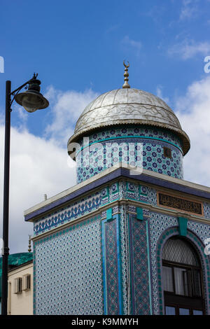 Mosquée sulemaniye scintille sur Kingsland Road, Dalston, East London Banque D'Images