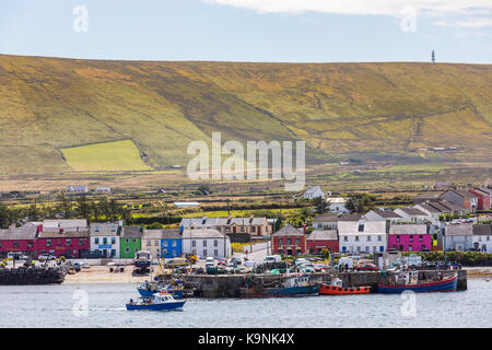 Portmagee est un village dans le comté de Kerry, Irlande. Le village est situé sur la péninsule Iveragh au sud de l'île de Valentia. Banque D'Images