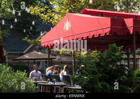 Tavern on the green restaurant à Central Park, New York City, USA Banque D'Images