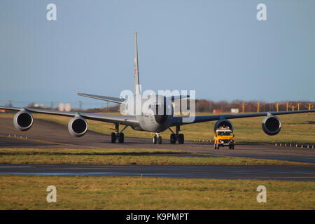 61-0324, un Boeing KC-135R Stratotanker exploité par la United States Air Force, à l'Aéroport International de Prestwick en Ayrshire. Banque D'Images