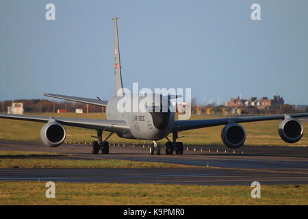 61-0324, un Boeing KC-135R Stratotanker exploité par la United States Air Force, à l'Aéroport International de Prestwick en Ayrshire. Banque D'Images