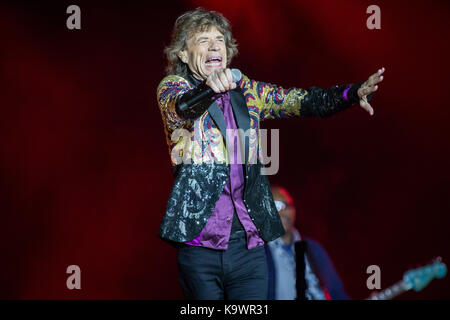 Lucca Italie. 23 septembre 2017. Le groupe de rock anglais The Rolling Stones effectue sur scène à Mura Storiche durant la tournée 2017 "Pas de filtre". Credit : Rodolfo Sassano/Alamy Live News Banque D'Images