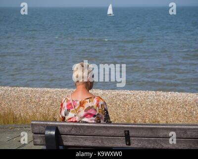 Sheerness, Kent, UK. Sep 24, 2017. Météo France : une journée ensoleillée et chaude à Sheerness avec une légère brise de nord-est. Credit : James Bell/Alamy Live News Banque D'Images